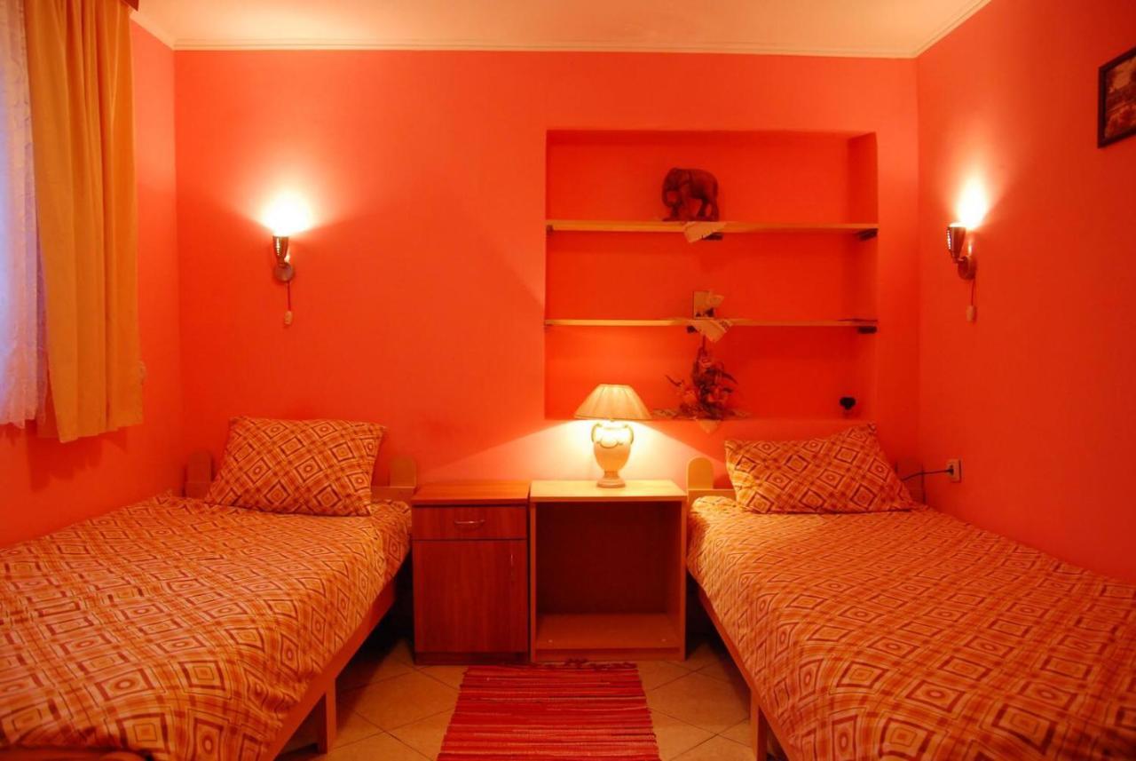 Vila Verona Sobe Палич Екстериор снимка