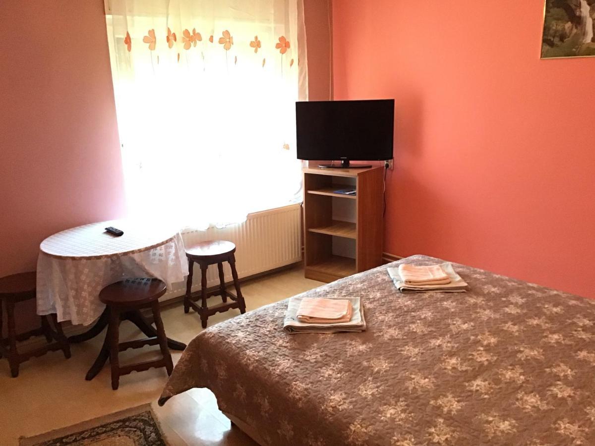 Vila Verona Sobe Палич Екстериор снимка